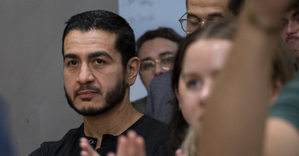 El-Sayed Highlights Muslim Faith in New Ad After Republican Attacks