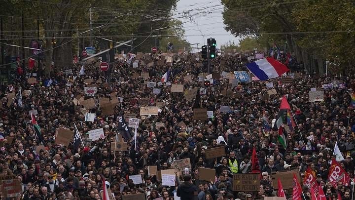 European ?ities ?it by wave of mass protests and unrest over weekend