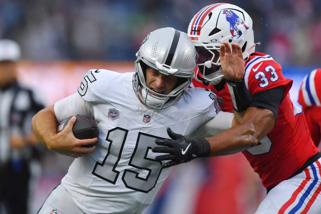 Fernando Mendoza gains NFL experience in debut for Las Vegas Raiders in mop-up duty | Raiders News
