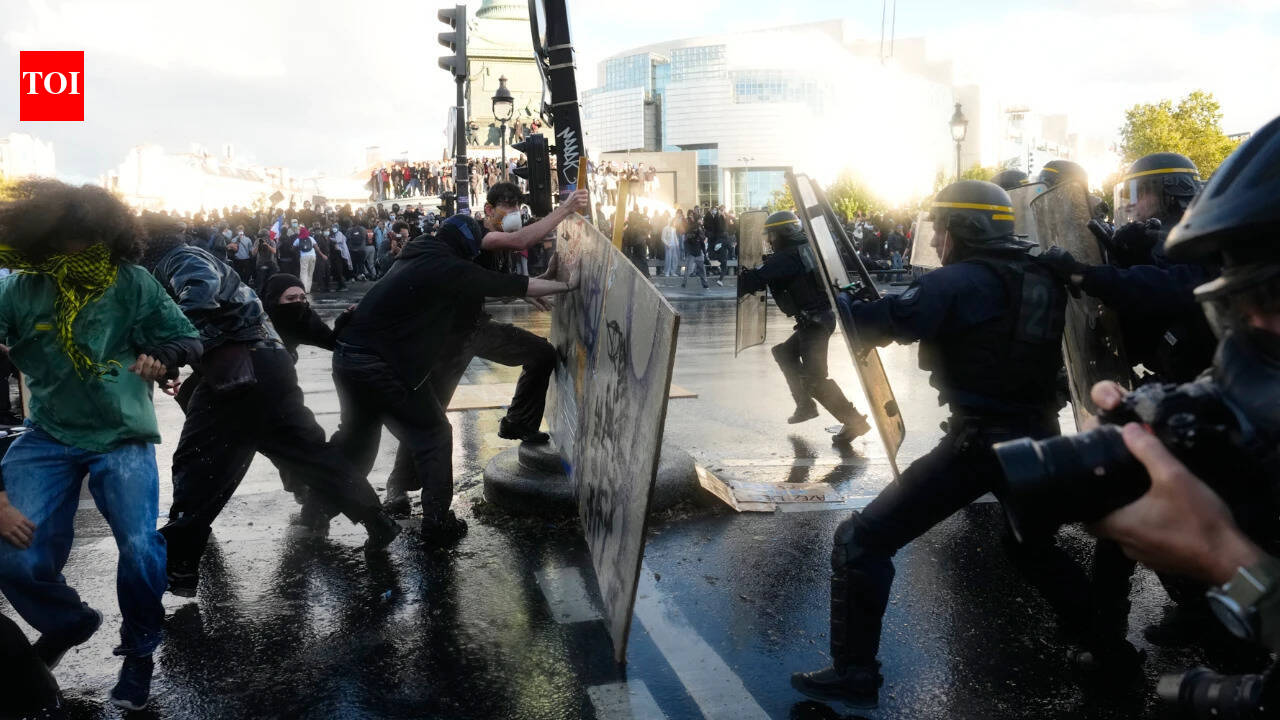 France’s student stir intensifies in Paris; schools shut, police fire tear gas