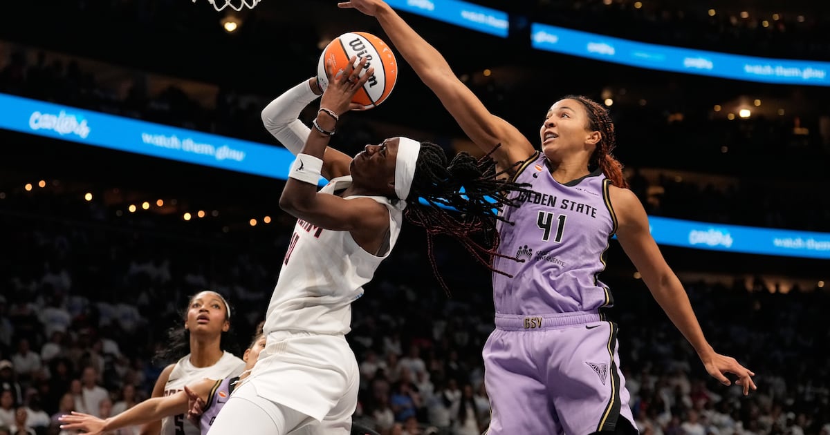 Golden State Valkyries beat the Atlanta Dream 67-62 to even the WNBA Finals at 2-2