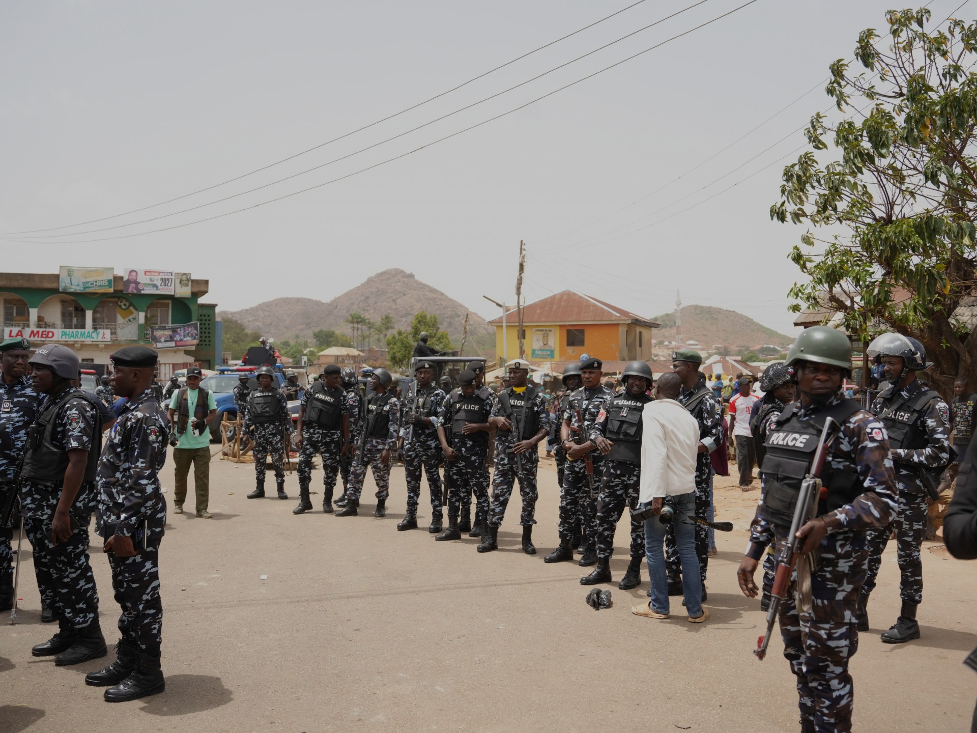 Gunmen kill at least 10 people in eastern Nigeria, police say | Police News