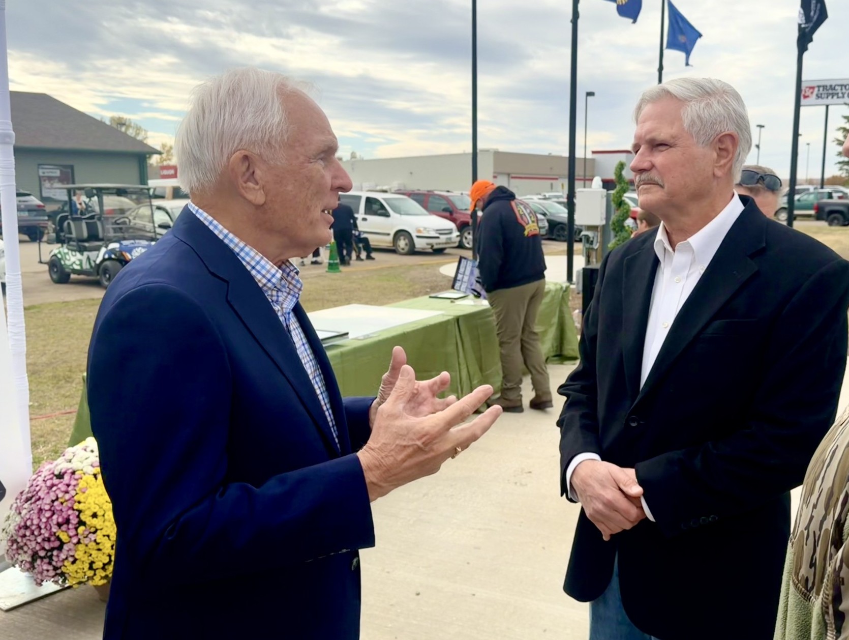 Hazen native honored at sculpture dedication