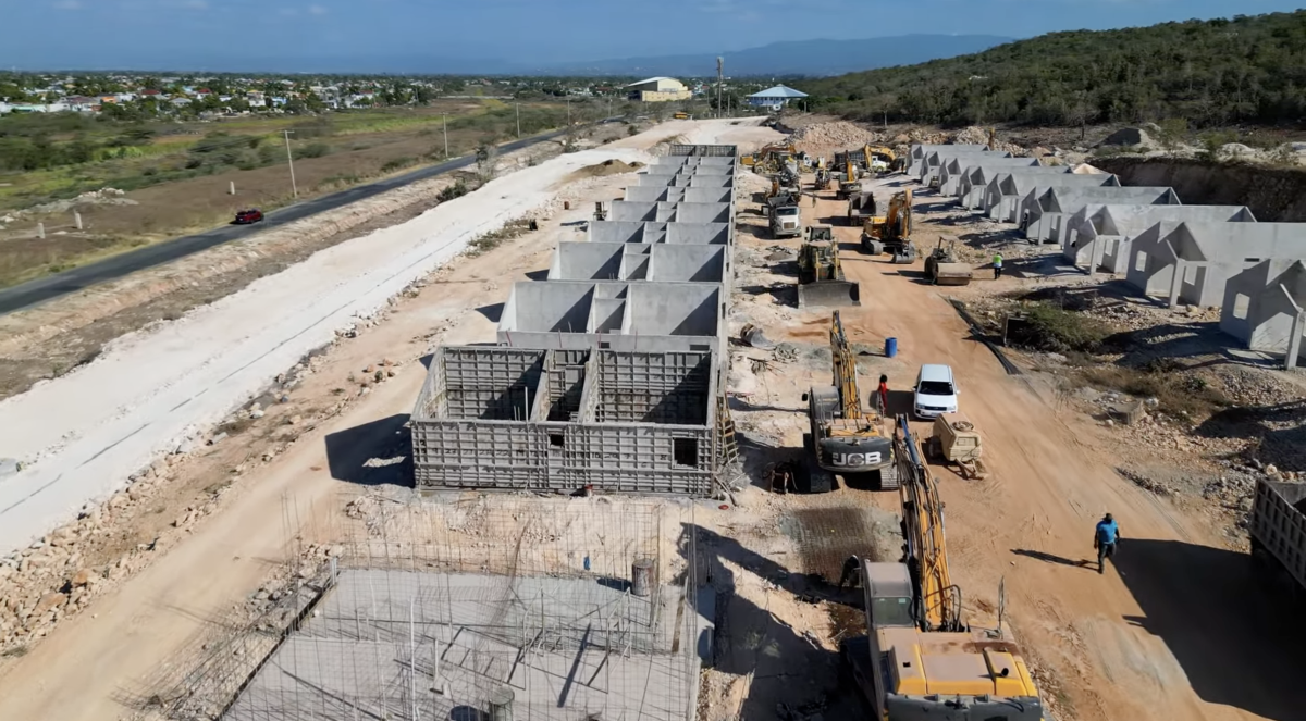 Hellshire View housing project placed into receivership
