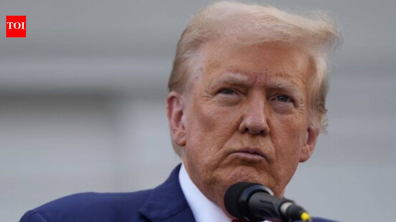 'I will get it straightened out': Trump says he will talk to Musk if Ukraine's Starlink issues persist