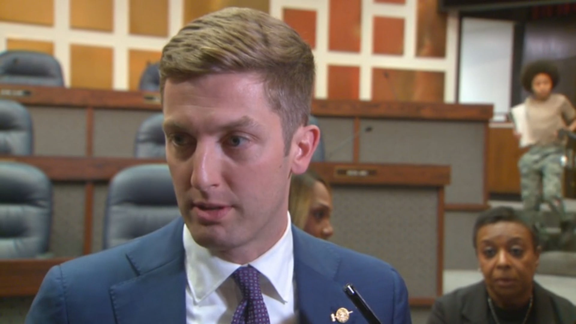 Indianapolis council passes 2027 budget with $400M for public safety