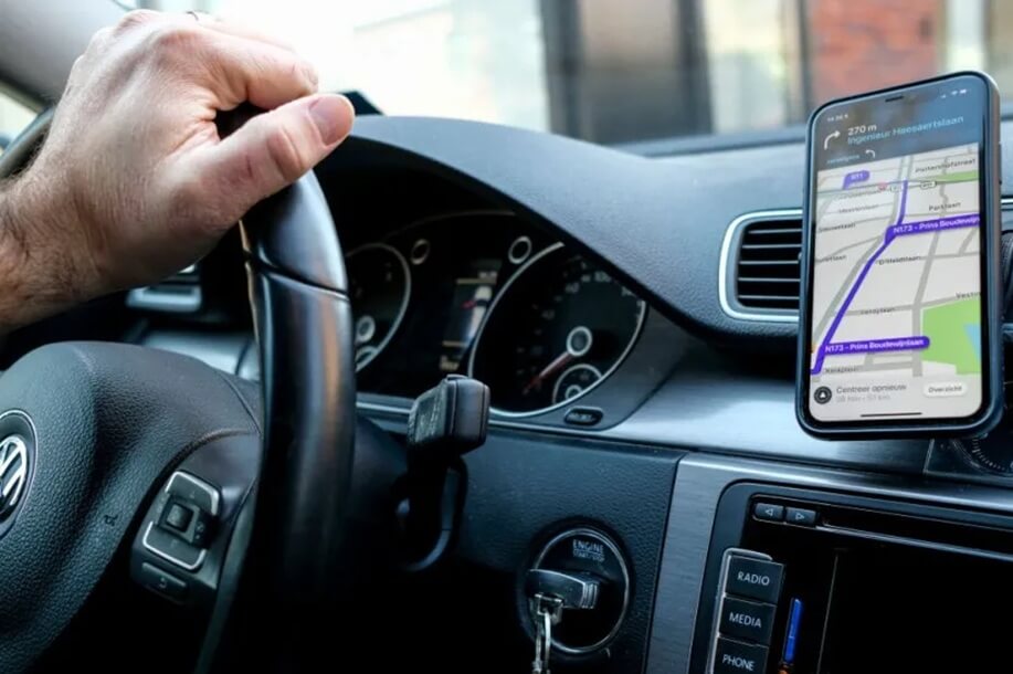 Iraq to ban Israeli-developed GPS navigation app Waze