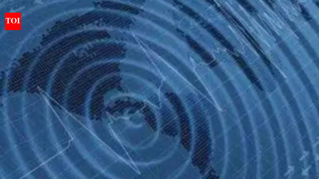 Magnitude 7.6 earthquake strikes off Panama’s southern coast, tsunami warning issued