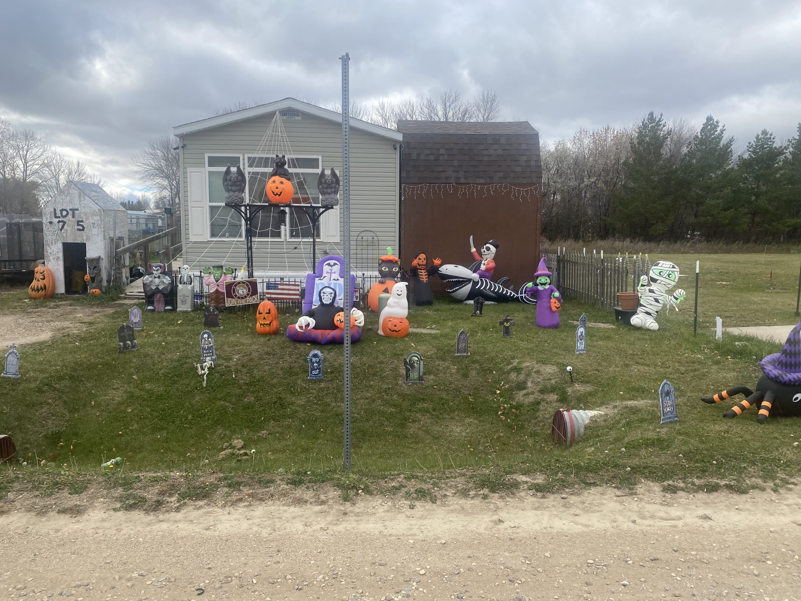 Minot family creates annual Halloween display