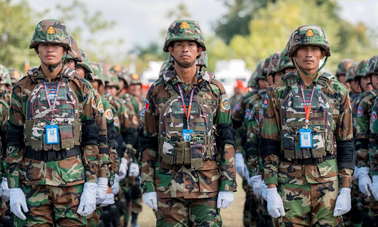 Nearly 15,000 youth volunteer for military service, Hun Manet says (VIDEO)