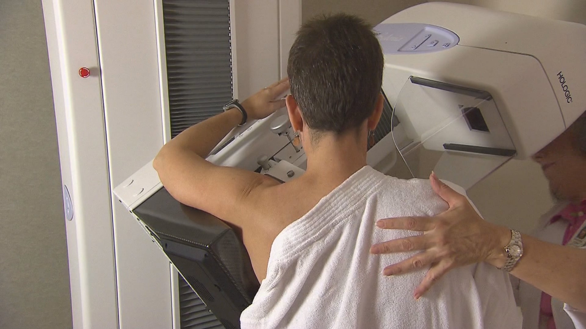New FDA-approved AI tool can predict whether breast cancer will return