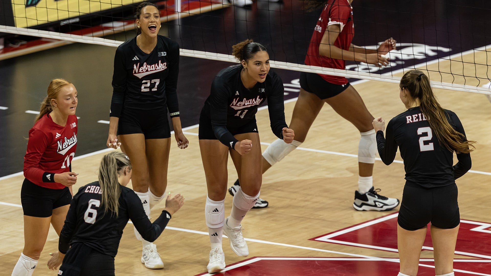 No. 1 Nebraska sweeps No. 7 Wisconsin in blackout home match