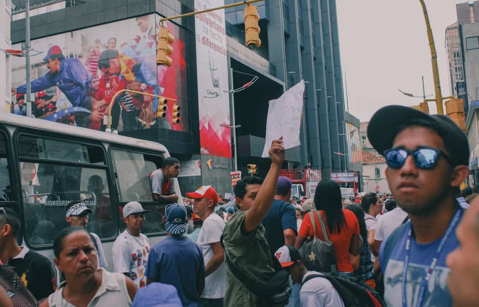 Political Delirium Amid the Constant Blackouts in Venezuela