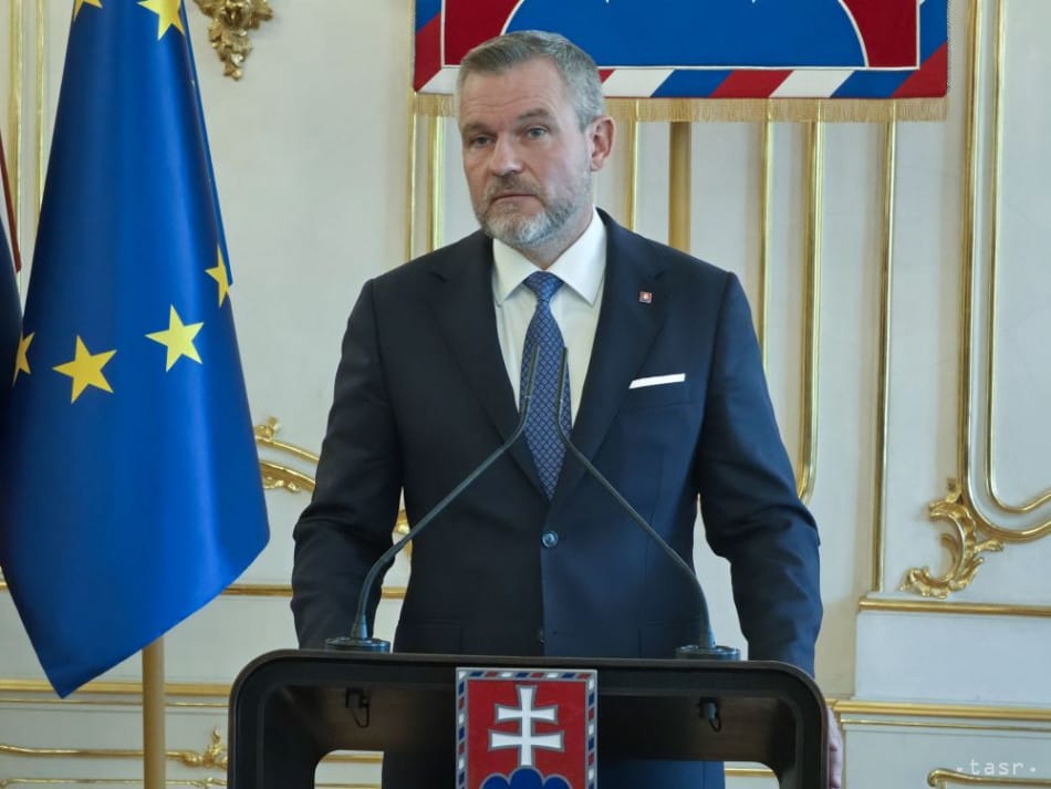 President Asks Premier to Propose New Candidate for Environment Minister