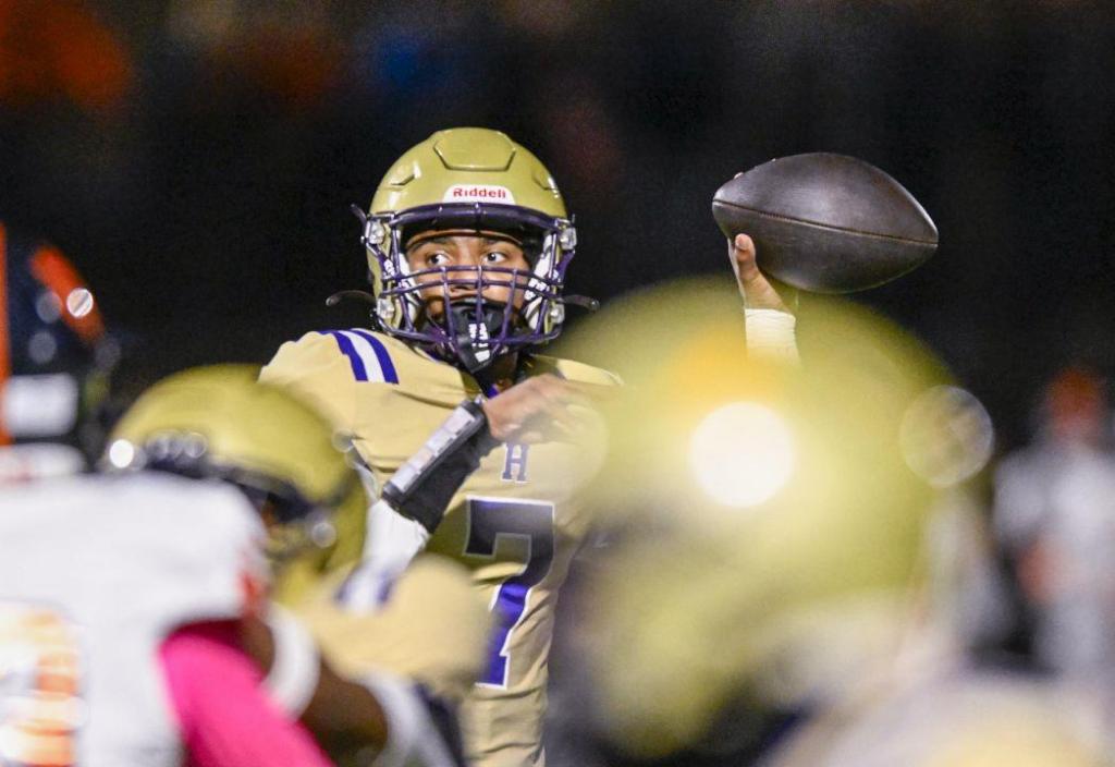 Purples cruise past Grayson County for region crown