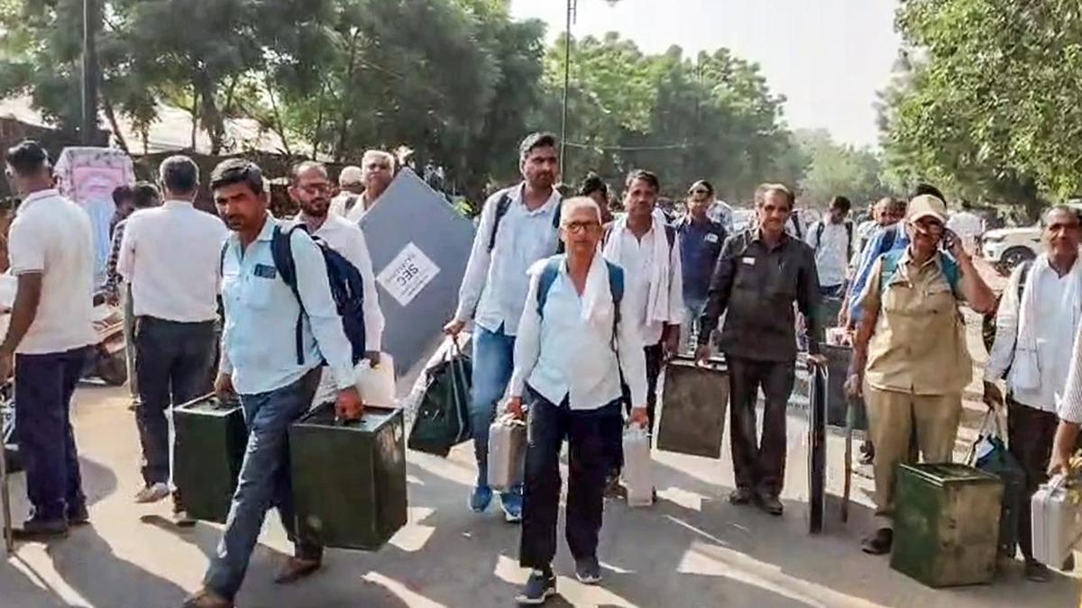 Rajasthan panchayat polls record 19% turnout till 1 p.m.; Jodhpur leads with 35.50%