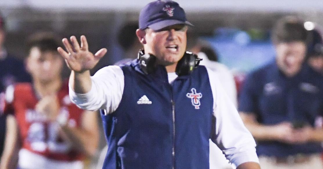 Rebels have shown improved play with new quarterback play | High Schools