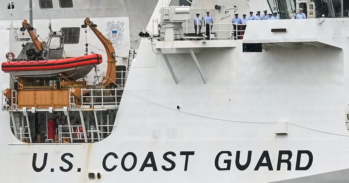 Search suspended for 6 people on missing medical flight from Bermuda to Boston