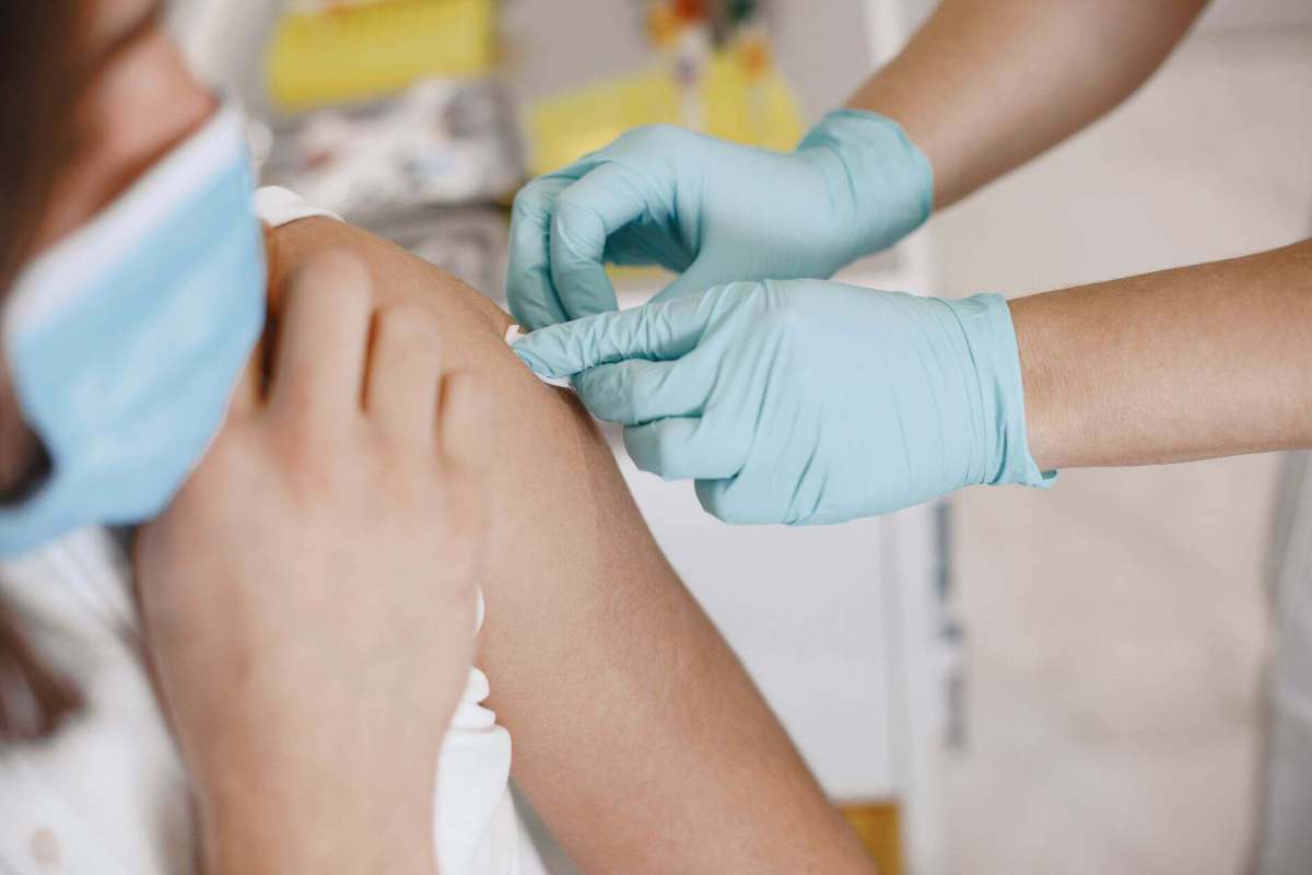 Swiss flu vaccines delayed, but no shortage expected