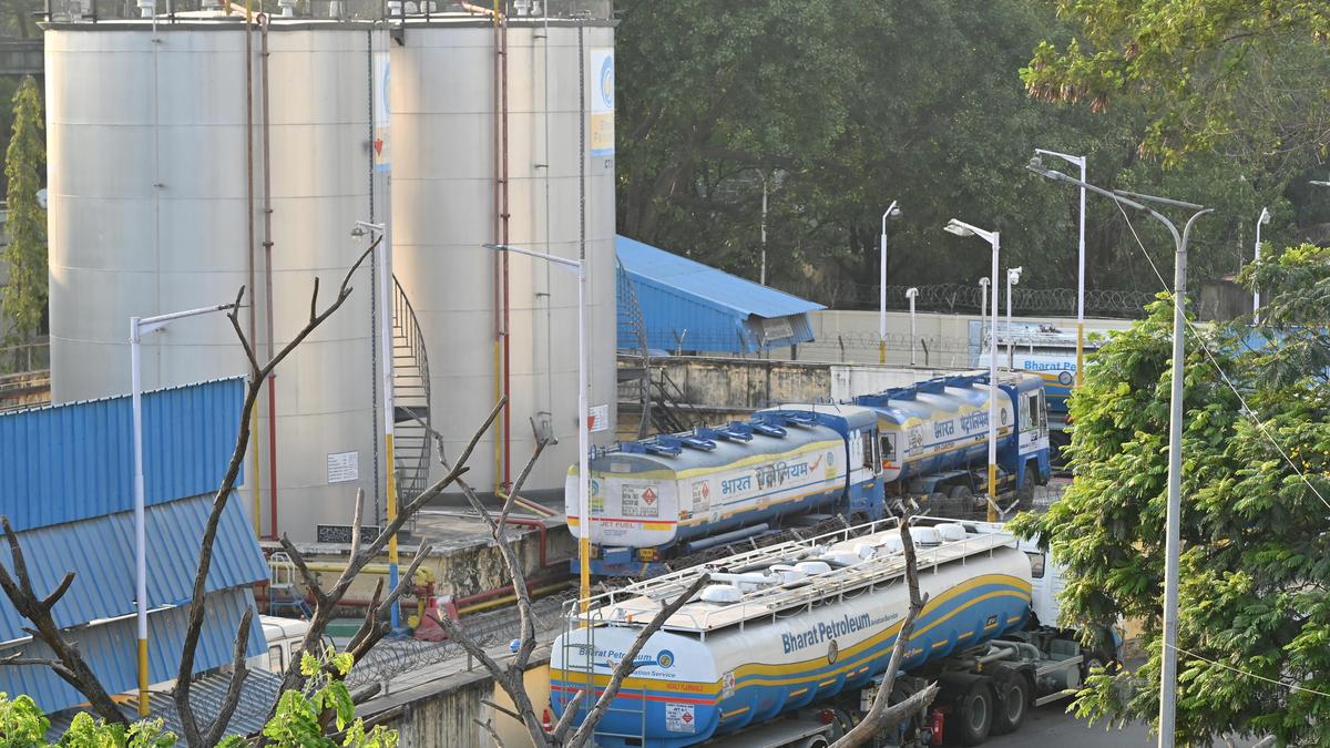 Tamil Nadu cuts VAT rate on aviation turbine fuel at Chennai airport from 29% to 16%