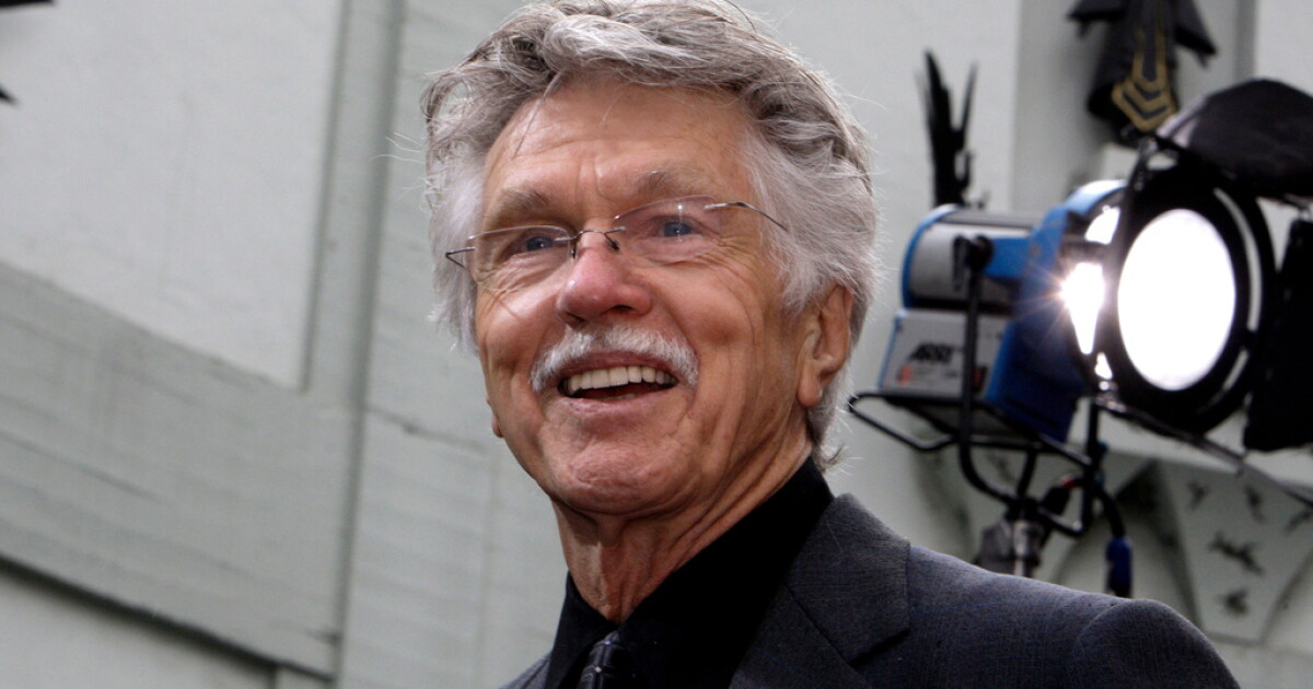 Tom Skerritt, actor with roles in 'Picket Fences' and 'Top Gun,' dies at 93