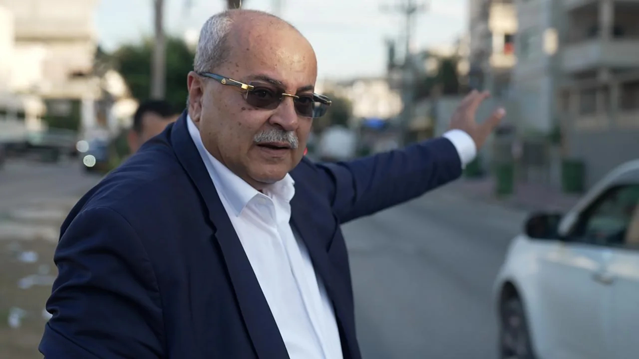Top Arab leader says he's ready to support opposition bloc, urges Eisenkot to “be brave”