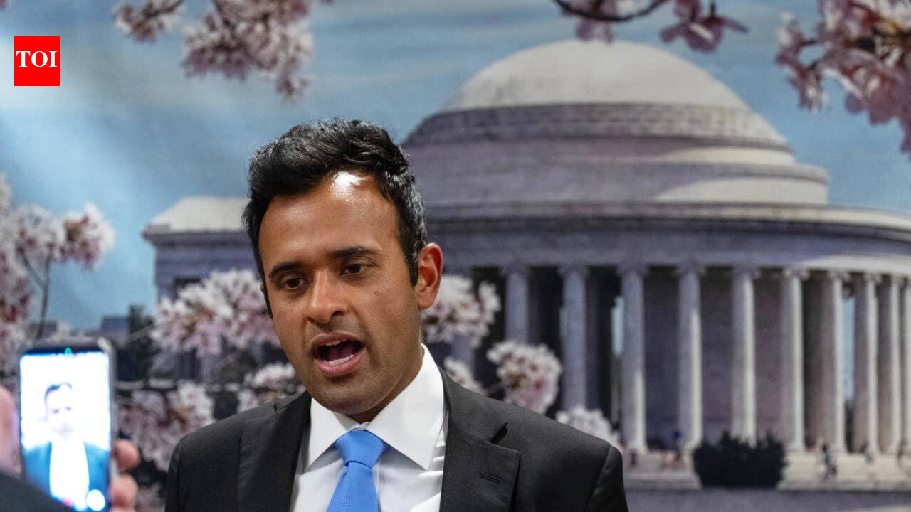 Trump and Vance back Ramaswamy despite campaign fiasco that could damage GOP beyond Ohio