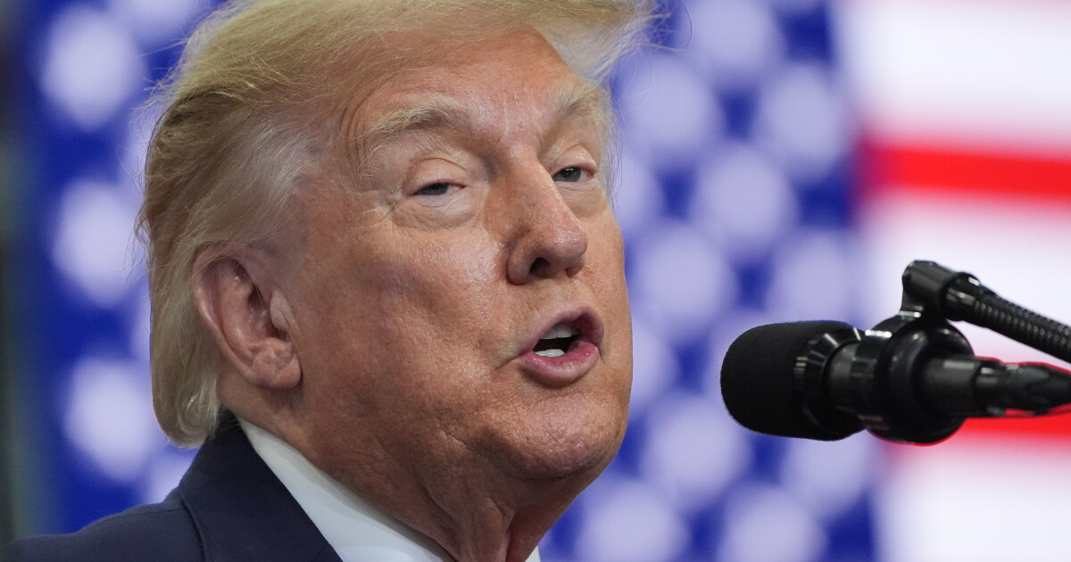 Trump debates calling off livestream of firing squad execution