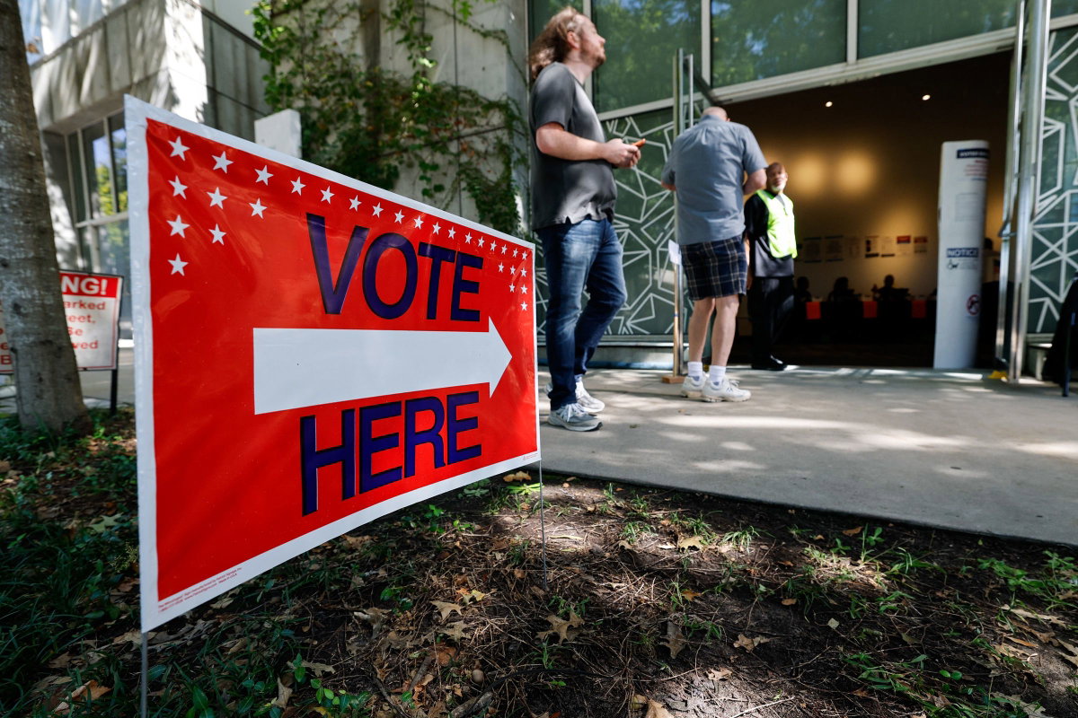 Trump’s foreign policy, Epstein and corruption allegations loom over Senate debates in Maine, Georgia and Iowa - LocalNews8.com