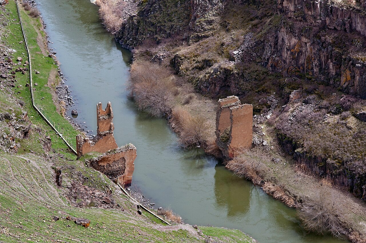 Turkey signs contract to restore historic Ani Bridge on Armenian border