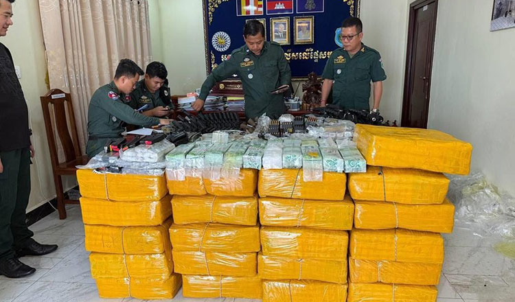 Twelve detained over one-tonne drug bust
