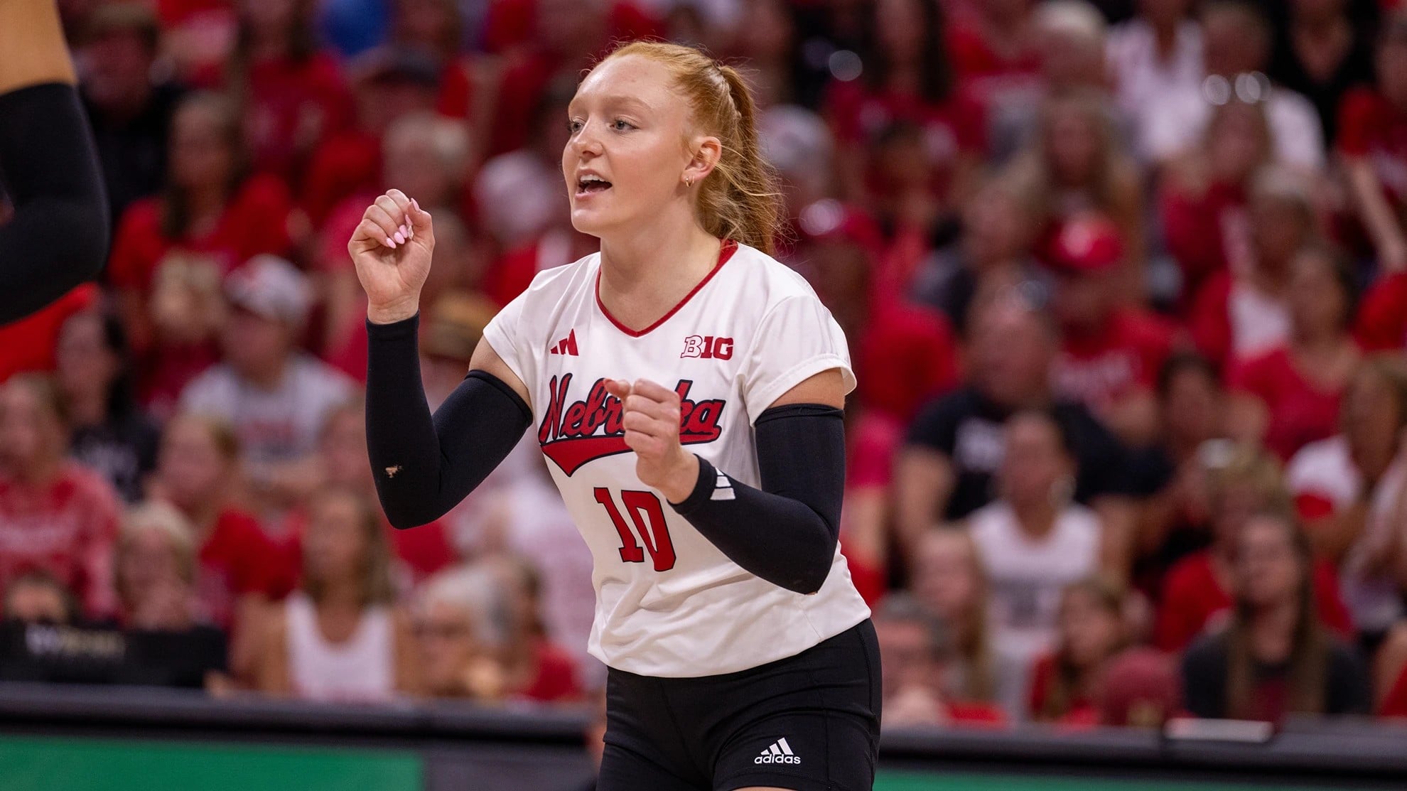 Two Husker volleyball players bring Big Ten recognition