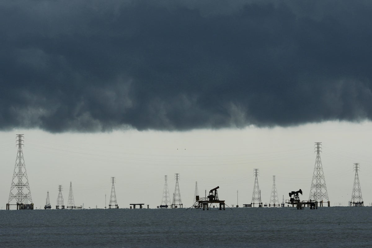 Venezuela claims to have 300 billion barrels of oil in the ground. But experts say that's a stretch