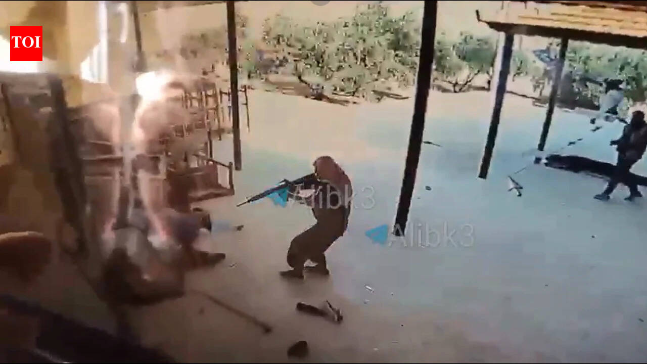 Video: Gunmen storm Jordan church during funeral, killing 7 and wounding 40 mourners