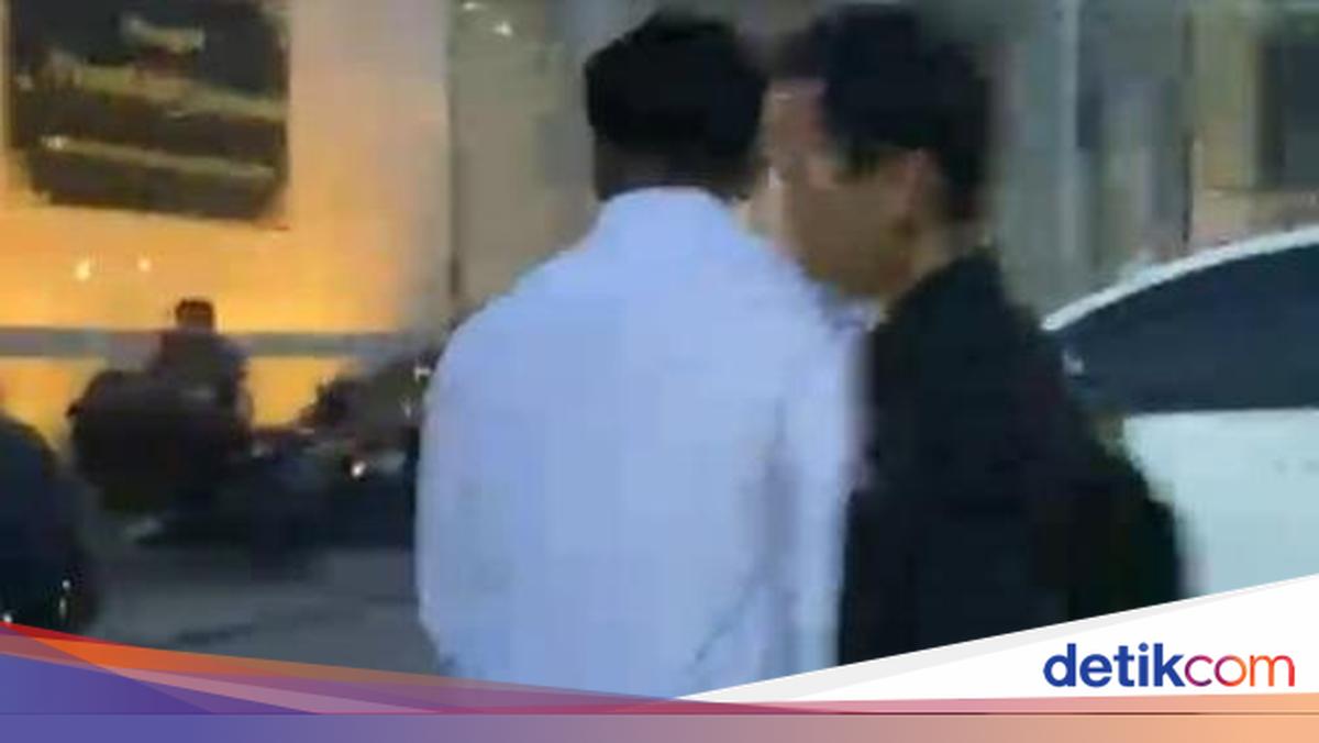 Viral Ajudan Gubernur Kaltim Senggol Pendemo hingga Adu Mulut
