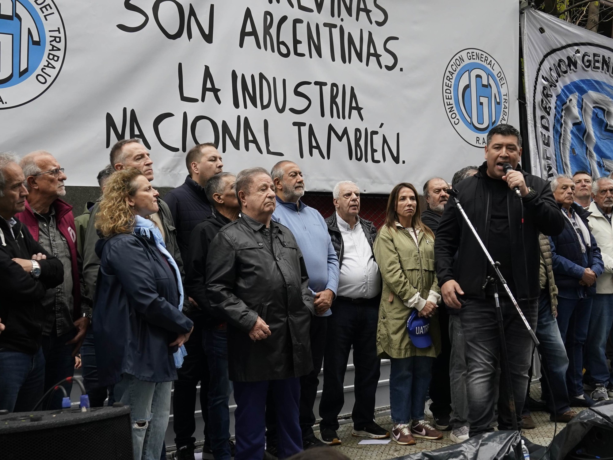 pidió al Gobierno una mesa de diálogo, pero amenazó con "hacer tronar el escarmiento"